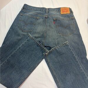 Men’s Levi’s 559 Relaxed Straight Leg Medium Wash Denim Blue Jeans Y2K era